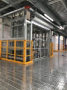 導(dǎo)軌式升降作業(yè)平臺